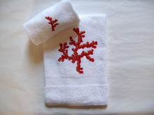 Carica l'immagine nel visualizzatore di Gallery, SET ASCIUGAMANI SPUGNA CORALLO