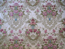 Carica l&#39;immagine nel visualizzatore di Gallery, SPOLINATO SILK BOUQUET
