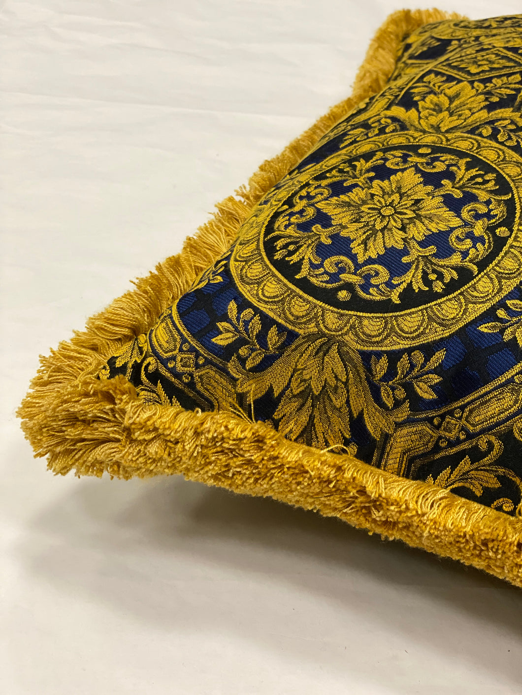 CUSCINO MEDUSA 48X48 cm.